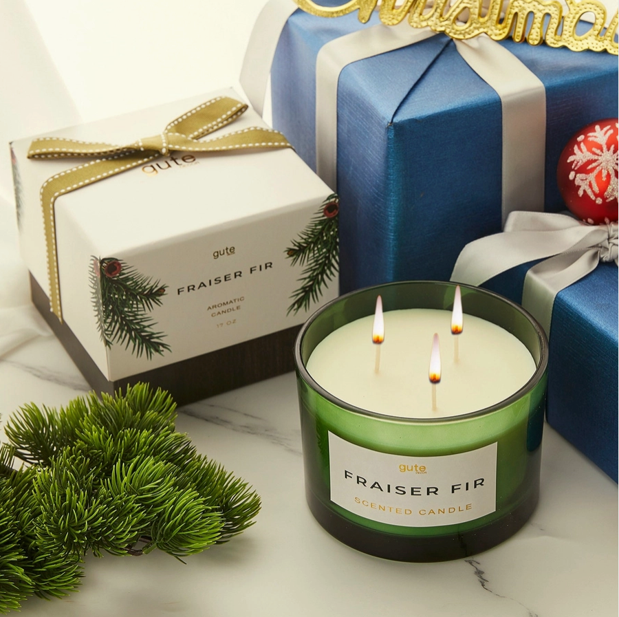 Fraser Fir 3-Wick Festive Scented Soy Candle